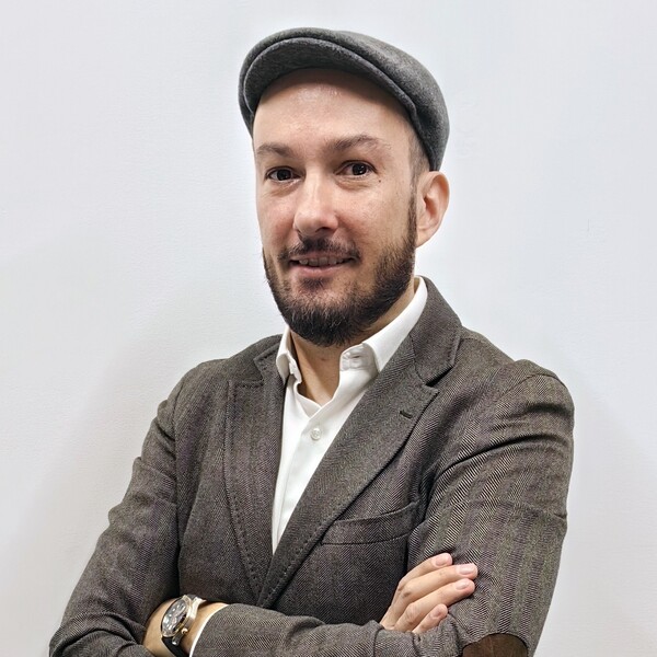 Roberto Galván